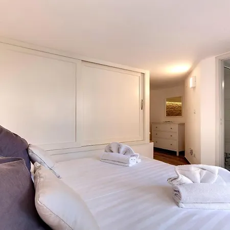 Rachel Apartment By Mamo Florence-2